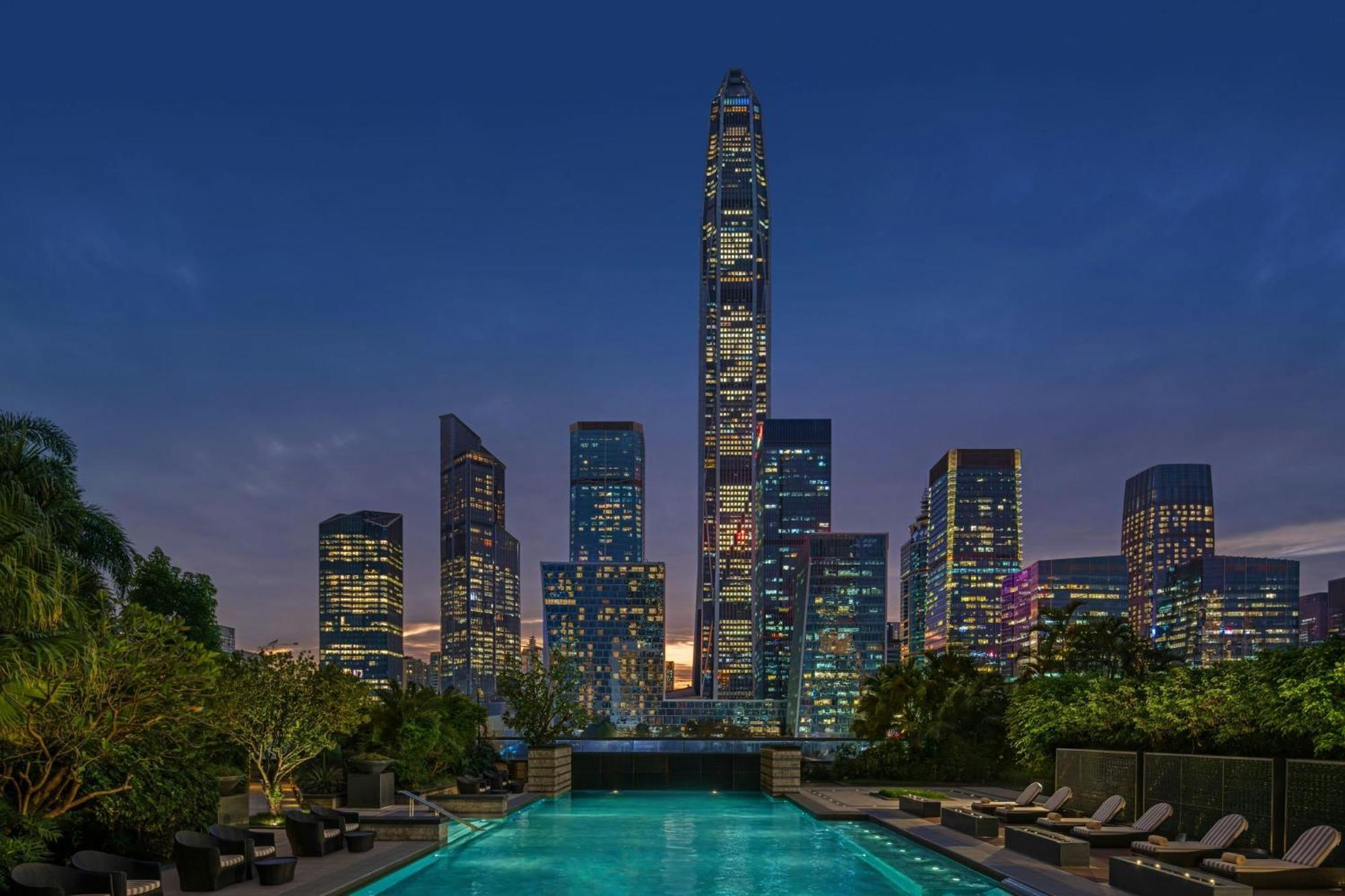 Hotel The Ritz-carlton,